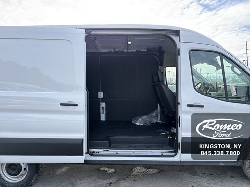 New 2026 Ford Transit 250 148 Medium Roof image 26