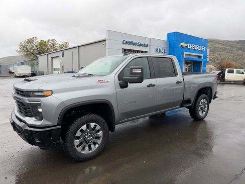 New 2026 Chevrolet Silverado 2500 Custom image 1