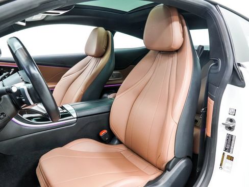 Used 2025 Mercedes-Benz CLE 300 4MATIC Coupe w/ AMG Line image 16