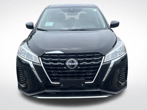 New 2025 Nissan Kicks Play S image 8