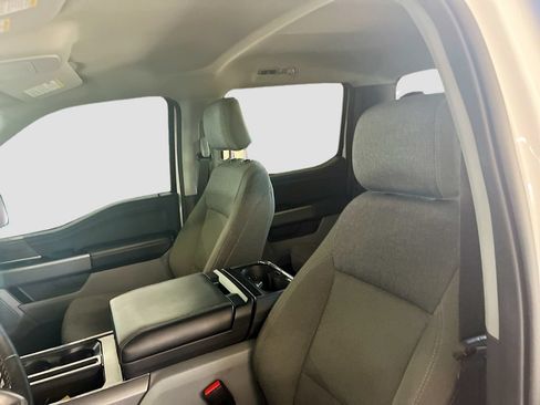 Used 2025 Ford F150 XLT w/ Equipment Group 301A Standard RWD image 18