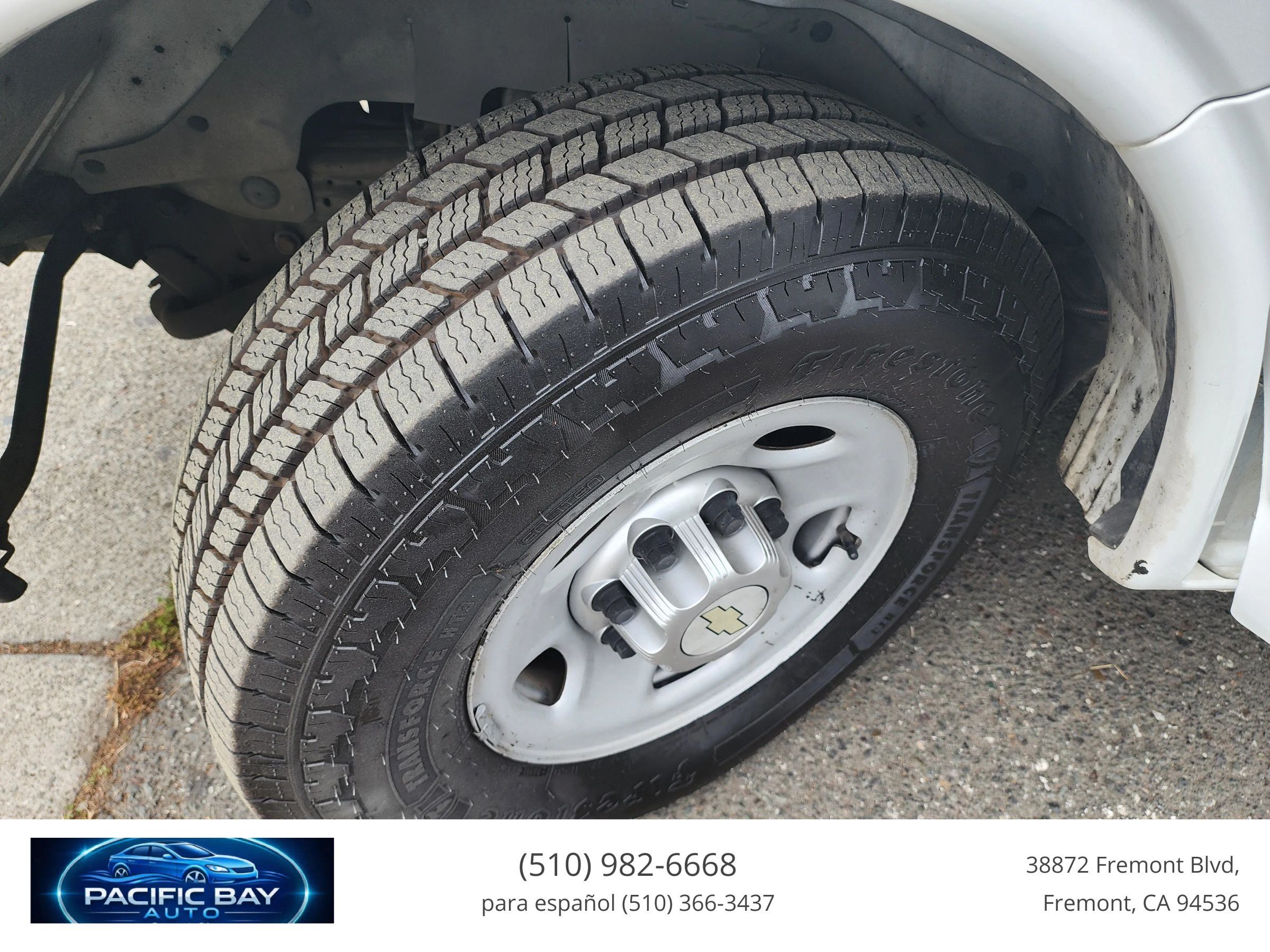 Used 2012 Chevrolet Express 2500 RWD image 29