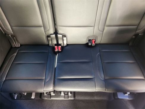 Used 2021 Chevrolet Tahoe Z71 image 35