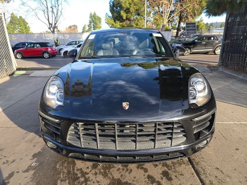 Used 2018 Porsche Macan S image 2