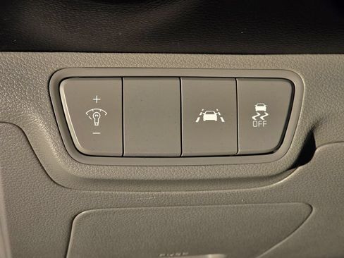 Used 2019 Kia Forte LXS FWD image 24