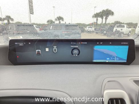 Used 2025 Ford Expedition Active AWD/4WD image 10