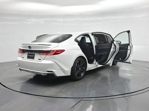 Used 2026 Toyota Camry XSE FWD image 5
