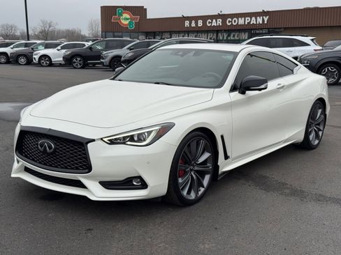 Used 2022 INFINITI Q60 Red Sport 400 w/ Proactive Package image 4