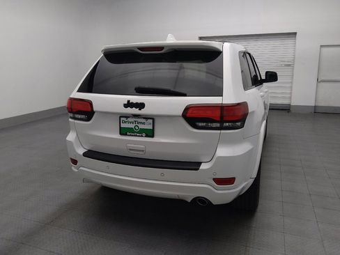 Used 2019 Jeep Grand Cherokee Altitude RWD image 7