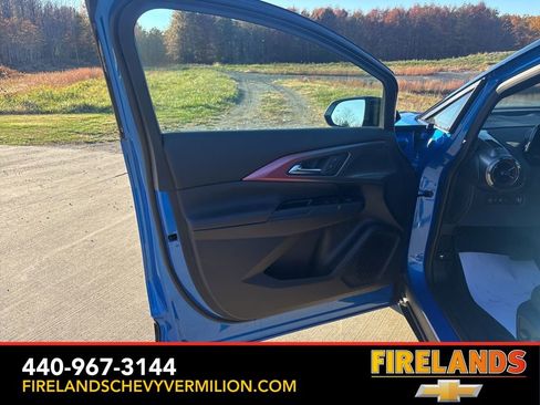 New 2026 Chevrolet Equinox EV RS image 13