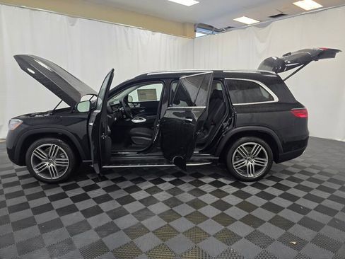 New 2026 Mercedes-Benz GLS 450 4MATIC image 12
