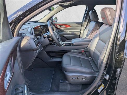 Used 2026 Chevrolet Traverse Z71 w/ Driver Confidence Package AWD/4WD image 15