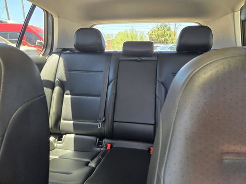 Used 2015 Volkswagen Golf TDI SE w/ Lighting Package FWD image 19