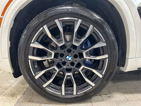 Used 2024 BMW X5 xDrive40i w/ M Sport Package image 30