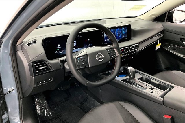 New 2027 Nissan Sentra SR w/ SR Premium Package FWD image 7