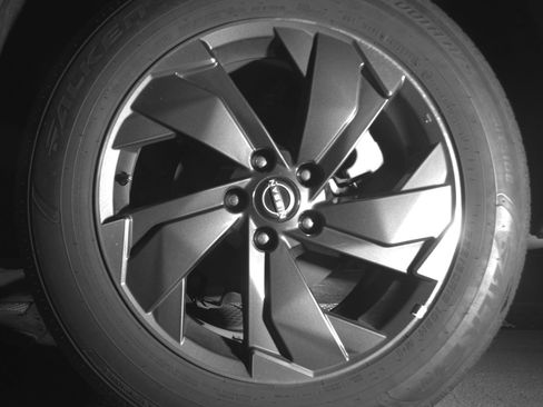 Used 2025 Nissan Rogue SV image 14