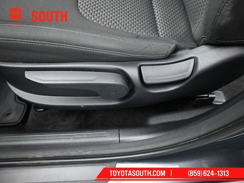 Used 2024 Kia Sportage LX image 21