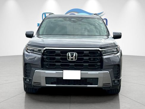 New 2026 Honda Pilot Touring image 8