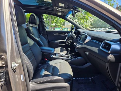 Used 2016 Kia Sorento SX AWD/4WD image 11