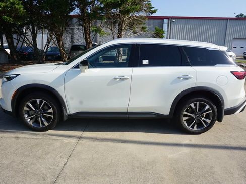 Used 2023 INFINITI QX60 Luxe w/ Performance Audio Package FWD image 21