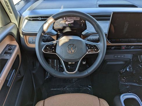 New 2025 Volkswagen ID. Buzz Pro S Plus image 12