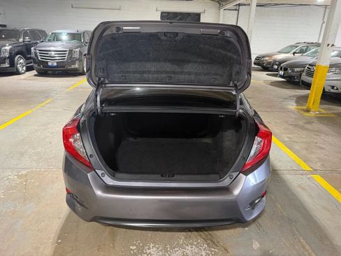 Used 2017 Honda Civic EX image 7
