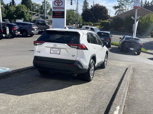 Certified 2025 Toyota RAV4 XLE AWD/4WD image 6