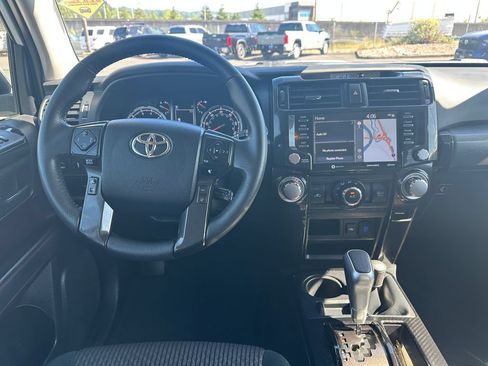 Used 2023 Toyota 4Runner TRD Off-Road AWD/4WD image 14