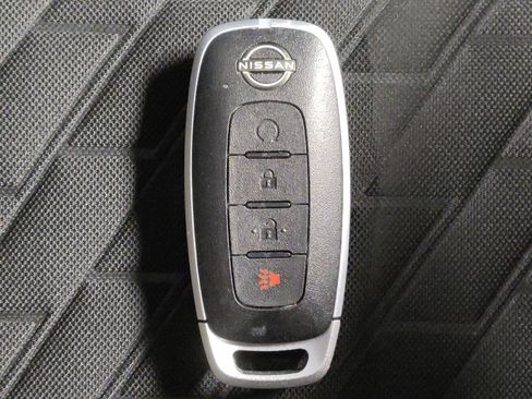 Used 2023 Nissan Kicks SV FWD image 32