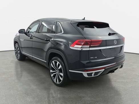 Certified 2023 Volkswagen Atlas Cross Sport SEL Premium R-Line image 5