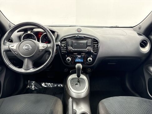 Used 2016 Nissan Juke SV image 14