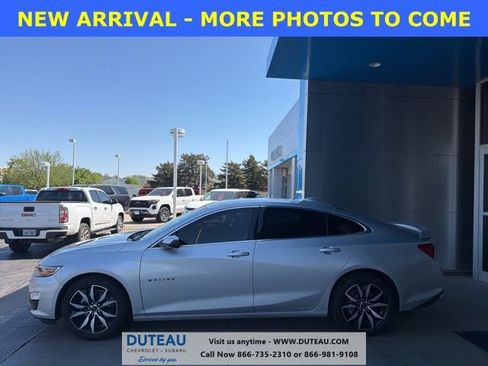 Used 2020 Chevrolet Malibu RS FWD image 1
