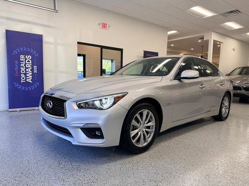 Used 2018 INFINITI Q50 Pure image 4