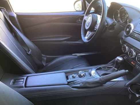 Certified 2025 MAZDA MX-5 Miata RF Grand Touring RWD image 15