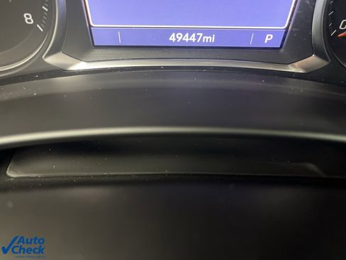 Used 2022 Chevrolet Equinox Premier w/ LPO, Floor Liner Package image 15