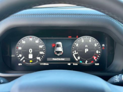 New 2026 Land Rover Defender 110 X-Dynamic SE image 20