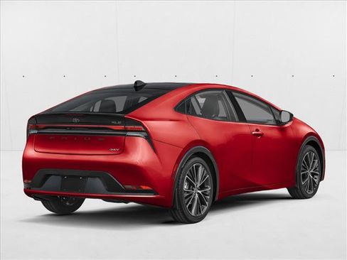 New 2027 Toyota Prius FWD image 2