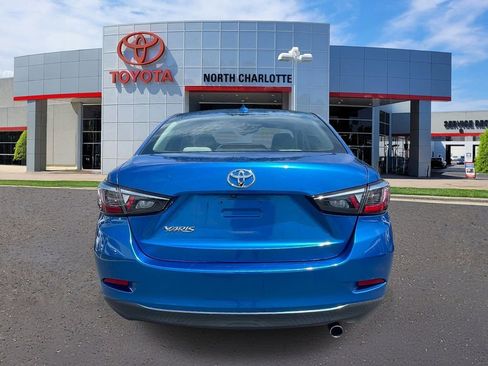 Used 2019 Toyota Yaris L FWD image 5
