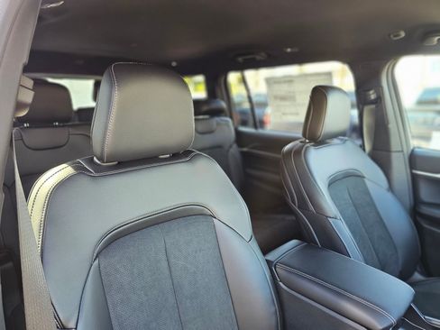 New 2026 Jeep Grand Cherokee L Altitude RWD image 27