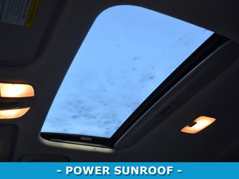 Used 2017 Hyundai Elantra Limited w/ Limited Tech Package 04 image 22