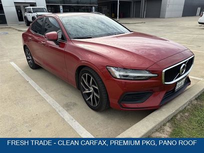 Used 2020 Volvo S60 T6 Momentum