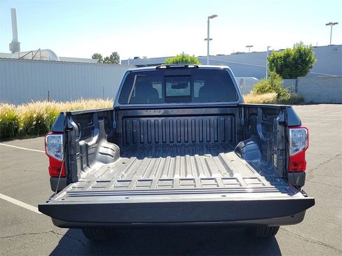 Certified 2024 Nissan Titan SV image 30