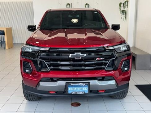 Used 2024 Chevrolet Colorado Z71 w/ Z71 Convenience Package 2 AWD/4WD image 38