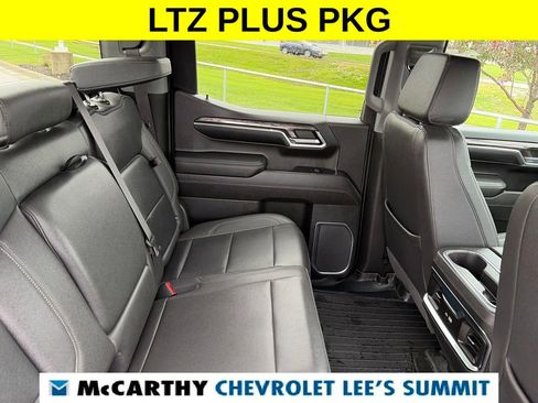 Used 2023 Chevrolet Silverado 1500 LTZ AWD/4WD image 42