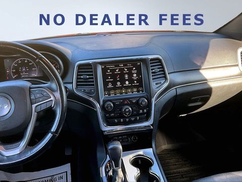 Used 2018 Jeep Grand Cherokee Limited image 9