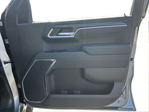Used 2023 Chevrolet Silverado 1500 RST AWD/4WD image 20