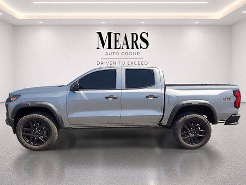 Used 2023 Chevrolet Colorado Trail Boss w/ Advanced Trailering Package AWD/4WD image 2