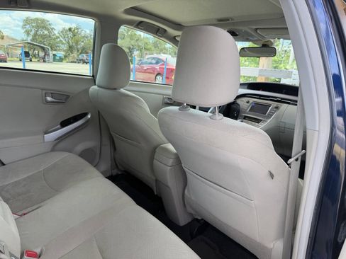 Used 2015 Toyota Prius Three w/ Solar Roof Package FWD image 17