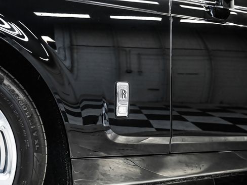 Used 2013 Rolls-Royce Phantom Sedan image 36