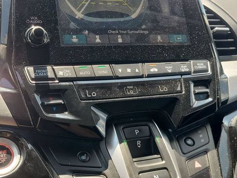 Used 2024 Honda Odyssey Touring image 24